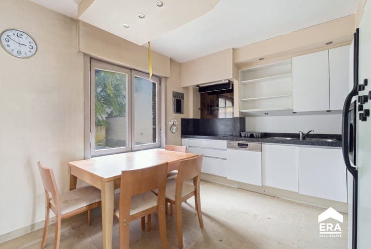Spacious semi-detached home with open views