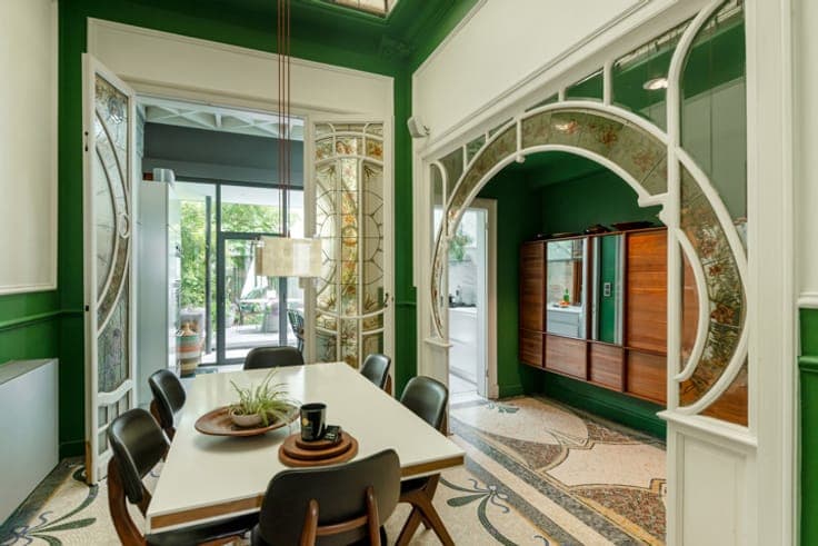 Stunning Art Nouveau townhouse with garage and apartment