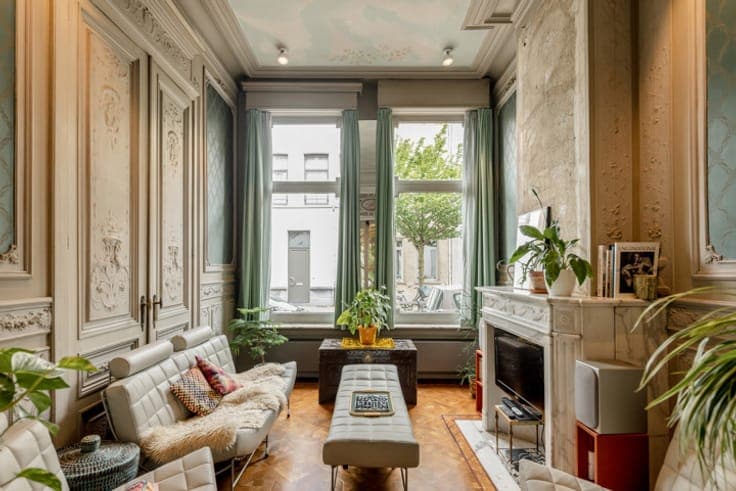 Stunning Art Nouveau townhouse with garage and apartment