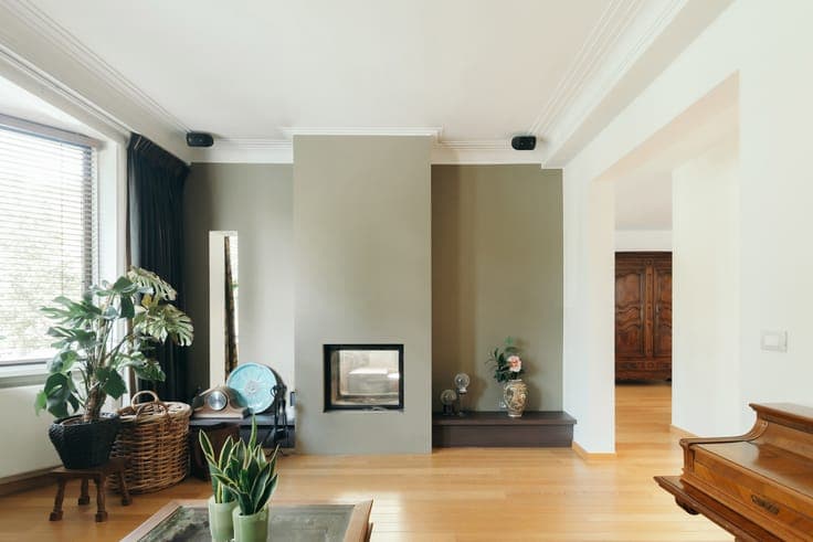 Exceptionally spacious house with garden and garage