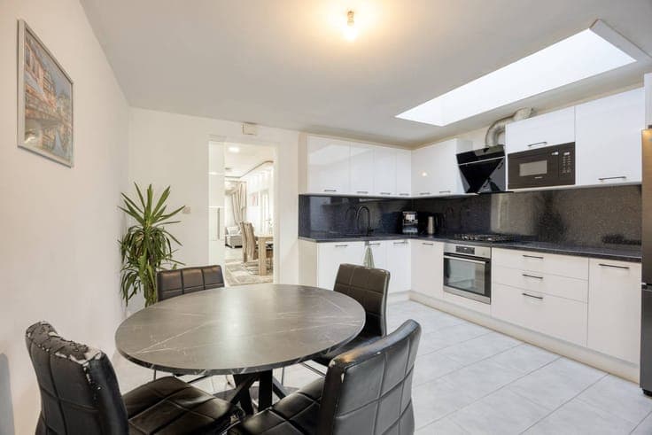 Ready to move in 3 bedroom house for sale in Merksem
