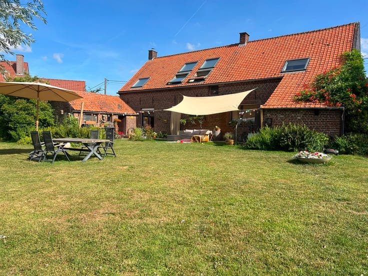House in Mont-de-l'Enclus