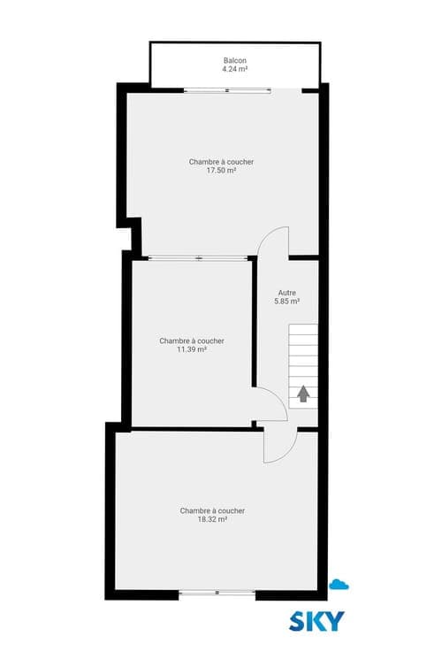 3-BEDROOM HOUSE – SPACIOUS – GARAGE + BALCONY