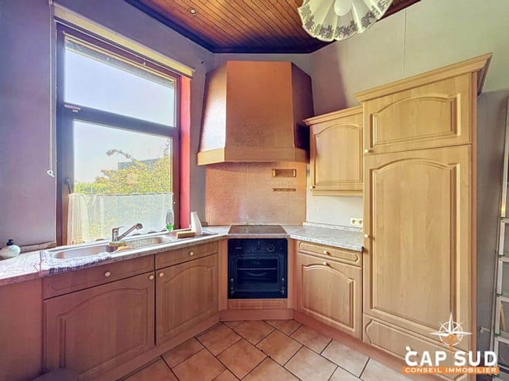 4-bedroom house with potential in Lambusart
