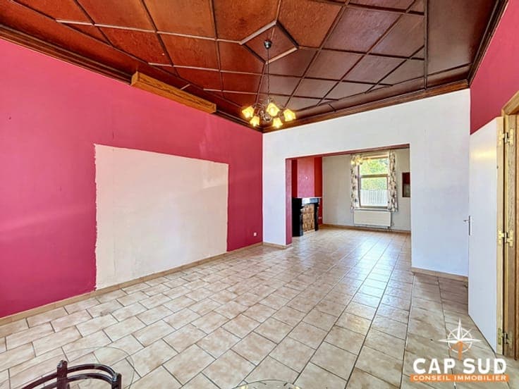 4-bedroom house with potential in Lambusart