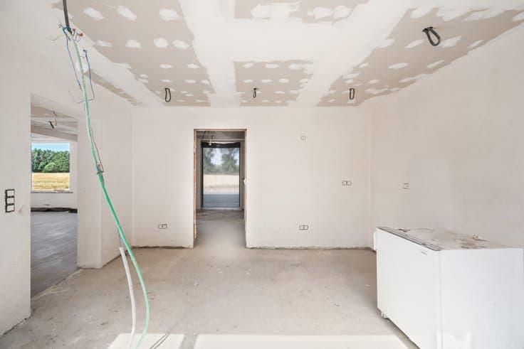 Ruime halfopen woning met 5 slaapkamers, grote tuin en pr...