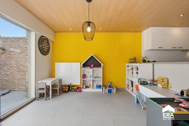 Move-in-ready semi-detached home with dream garden in Gits