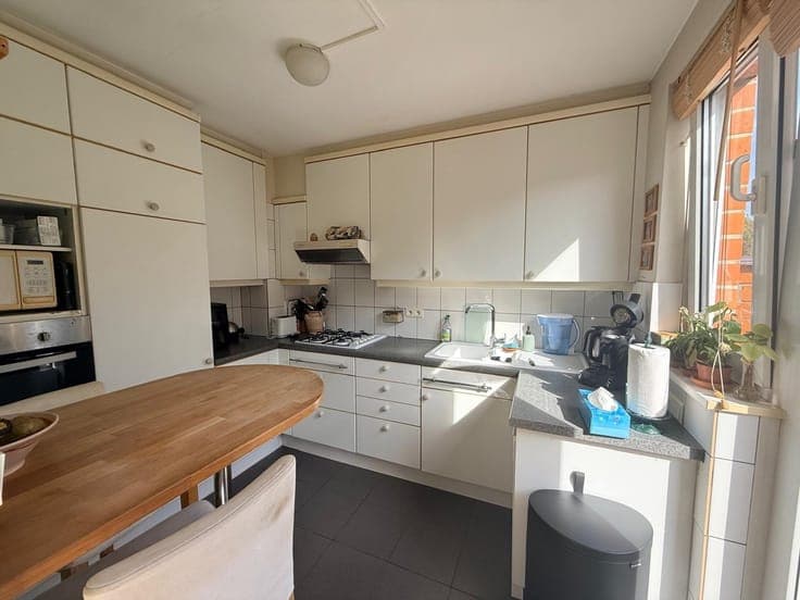 ENERGIEZUINIGE 3-GEVEL WONING