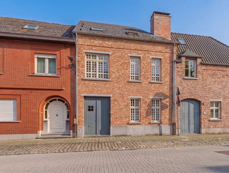 Karaktervol burgerhuis met 3 slaapkamers