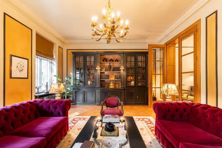 Montgomery - Elegant townhouse with garden and lift