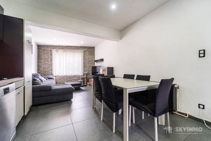 JOLIE MAISON 3 CHAMBRES - 2SDB - CE CONFORME - PEB D - ANS