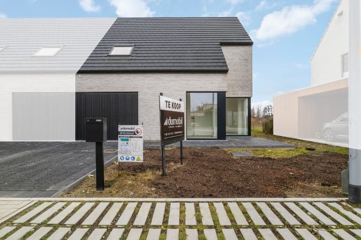 Instapklare afgewerkte halfopen nieuwbouw