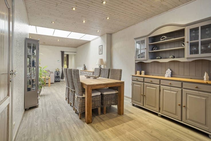 3 bedroom house with garden for sale in Niel
