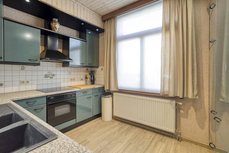 3 bedroom house with garden for sale in Niel