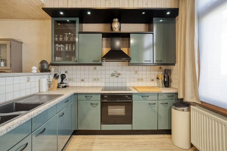 3 bedroom house with garden for sale in Niel