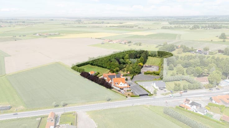 Unique commercial property for sale, extremely quietly lo...