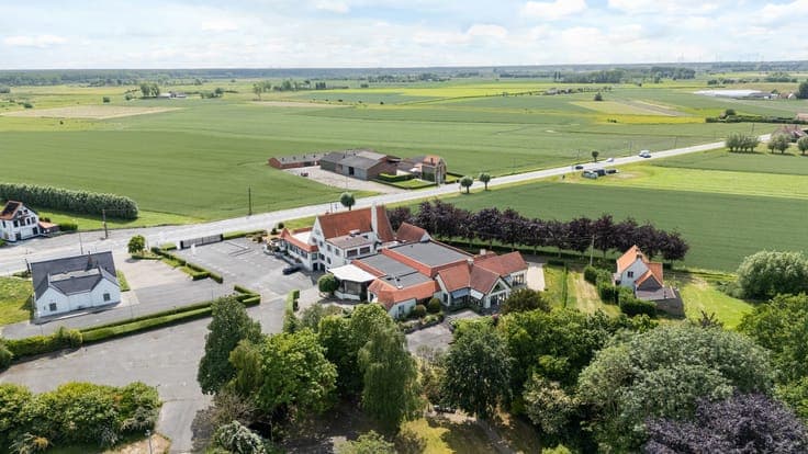Unique commercial property for sale, extremely quietly lo...