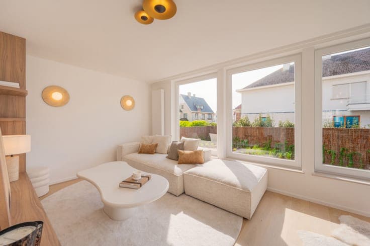Fully renovated villa in a prime location