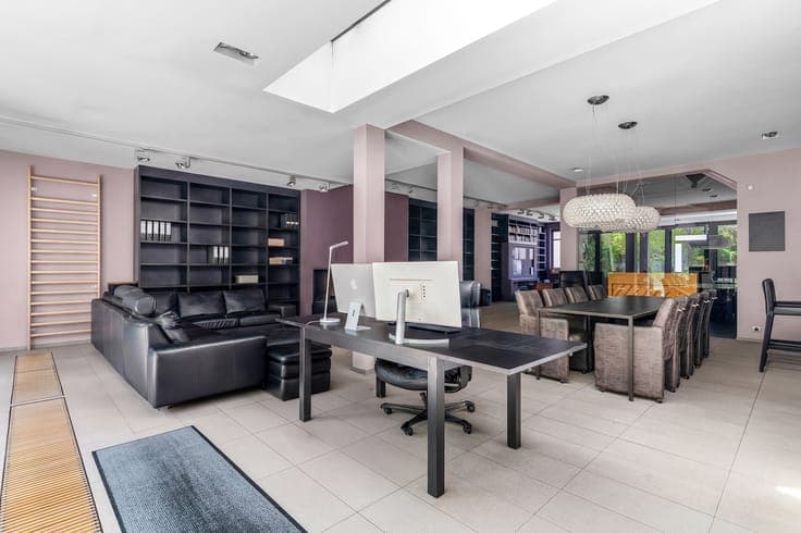 NATO area - Architect house 7BR/3Bath ±555sqm South garden
