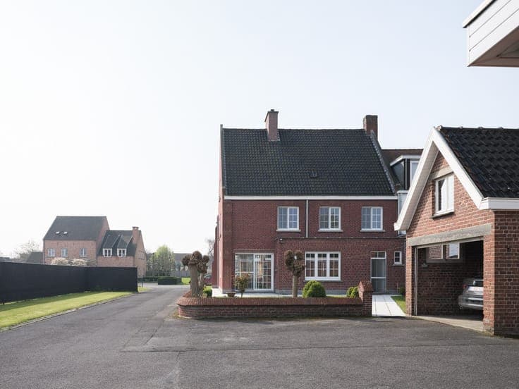 Semi-detached home with a shed and exceptional potential.