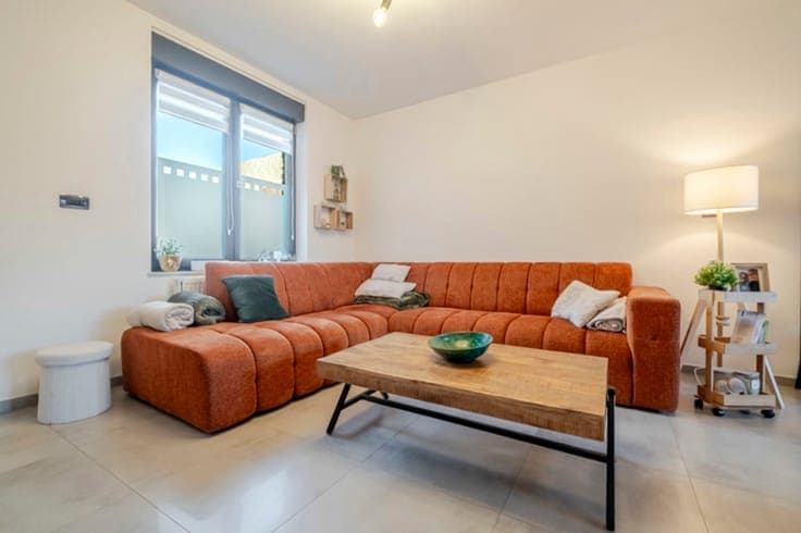 Ougrée : maison 3 façades avec garage et jardin