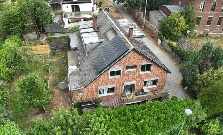 Charmante maison villageoise avec parking, garage et jardin
