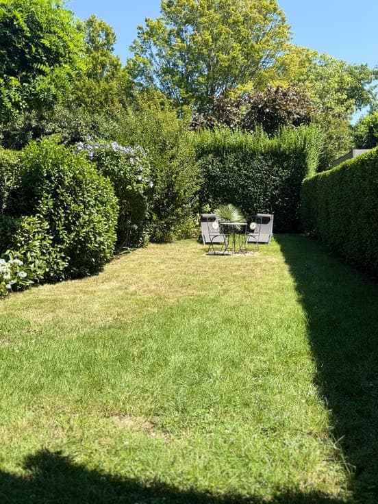 Ready-to-move-in, energy-efficient gem in greenery near Kort