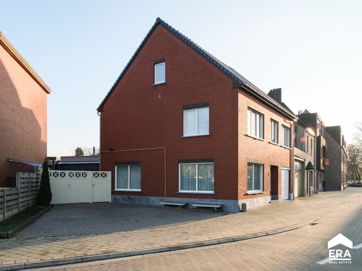 House in Olen