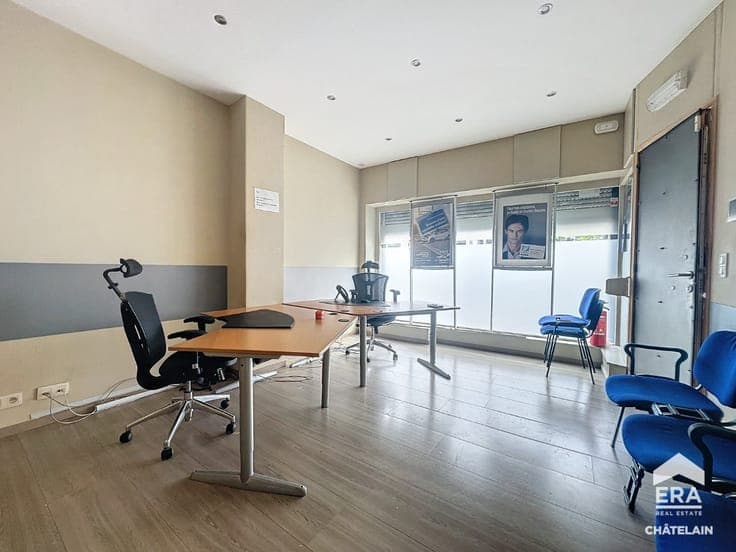 Commercial property for sale in Saint Gilles
