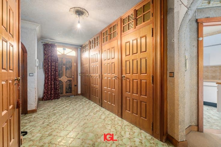 Charming villa with 3 bedrooms located in a quiet street ...
