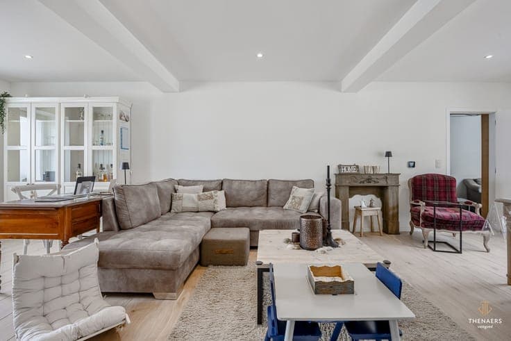 Karaktervolle hoevewoning met 3 slaapkamers, gezellige bi...