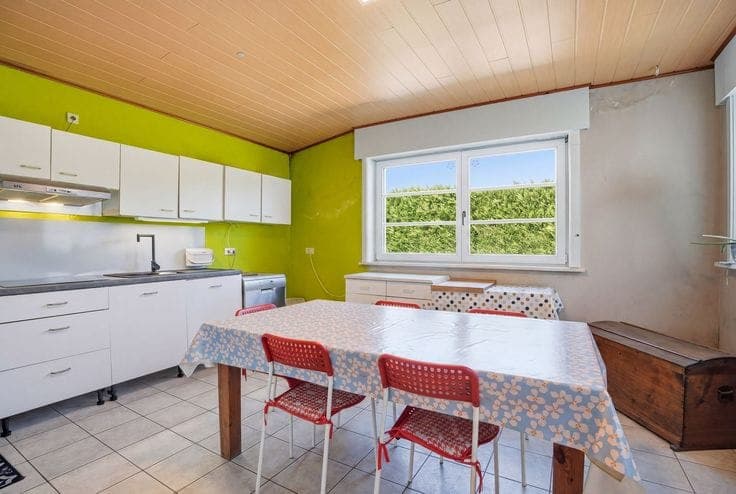 Spacious family home on a 2,836 m² plot in Westvleteren