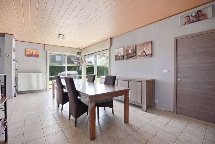 Spacious family home on a 2,836 m² plot in Westvleteren