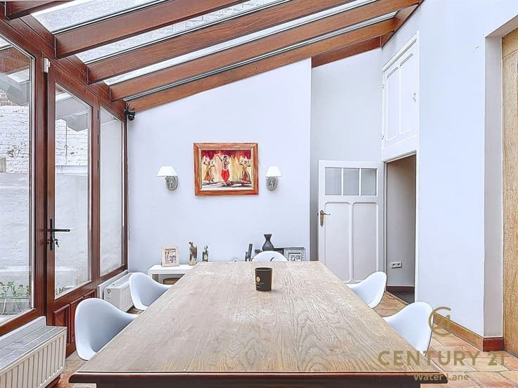 Ideal for a large family or shared living