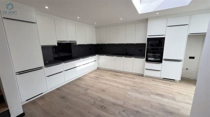 Move-in ready, fully renovated house with 3 bedrooms and 2 t