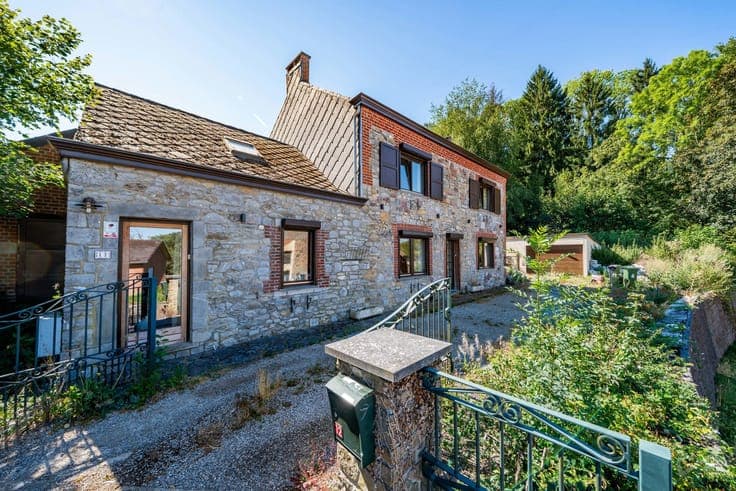 House in Cour-sur-Heure
