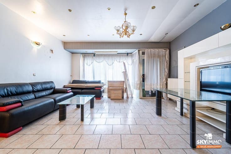 IMMEUBLE MIXTE 369 m² – TRIPLE ACCÈS – POTENTIEL ÉNORME