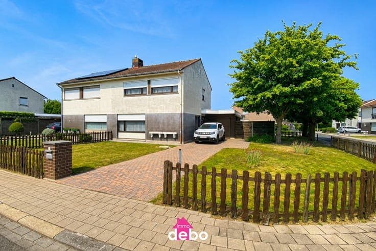 Charmante halfopen bebouwing met 3 slaapkamers, zonnige t...