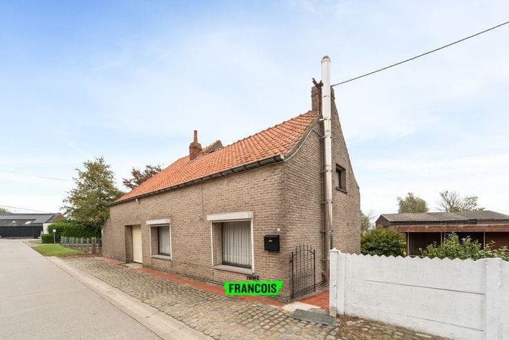 Quietly located property with renovation potential for sale…