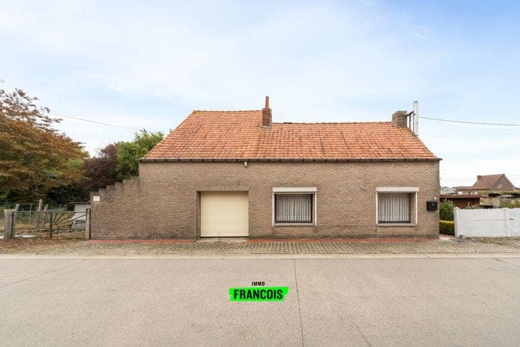 Quietly located property with renovation potential for sale…