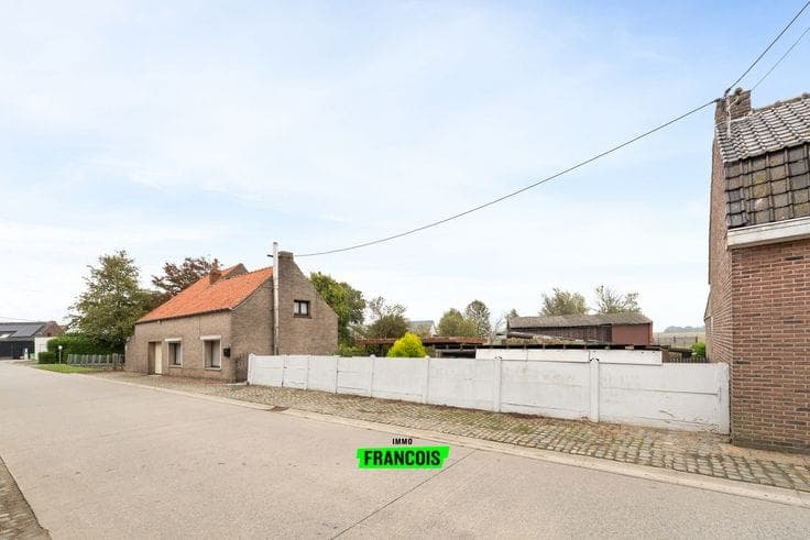 Quietly located property with renovation potential for sale…