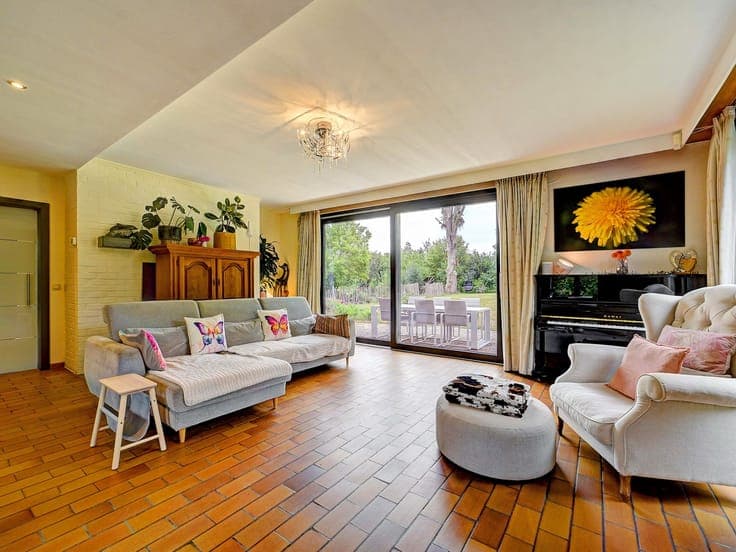 Move-in ready detached home in green Huldenberg