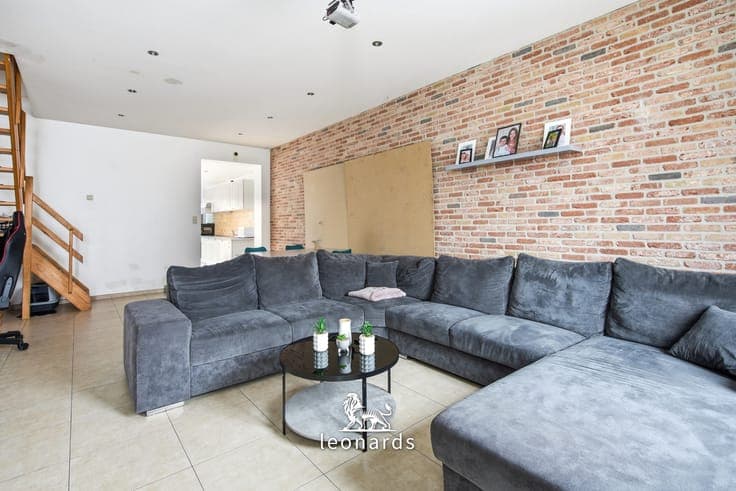 Move-in ready house in Moeskroen, ideal investment