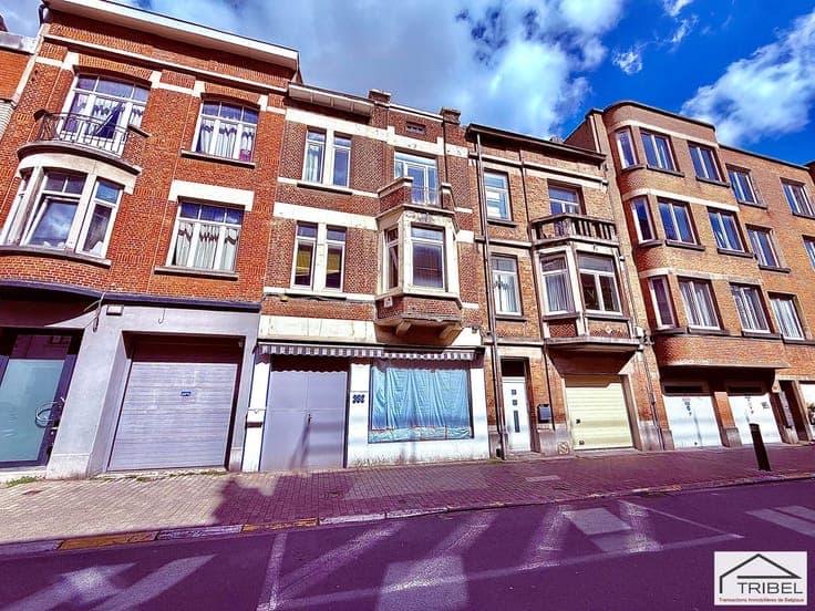 Immeuble mixte (commerce + logement) - Excellente situation!
