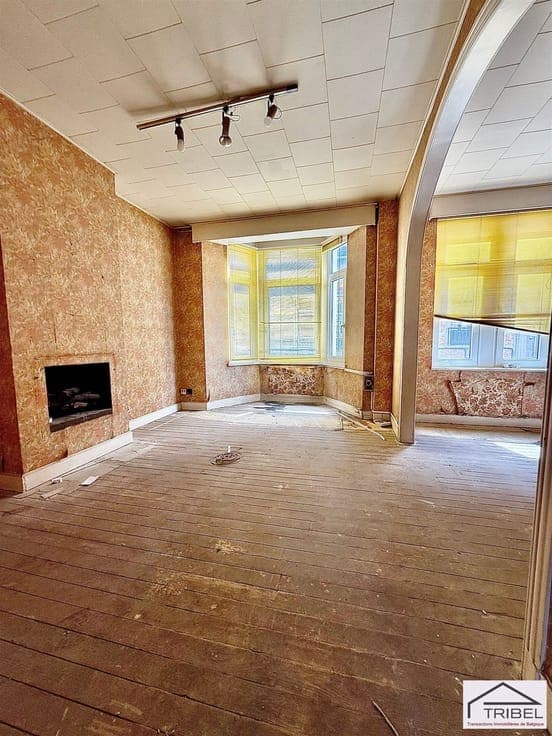 Immeuble mixte (commerce + logement) - Excellente situation!