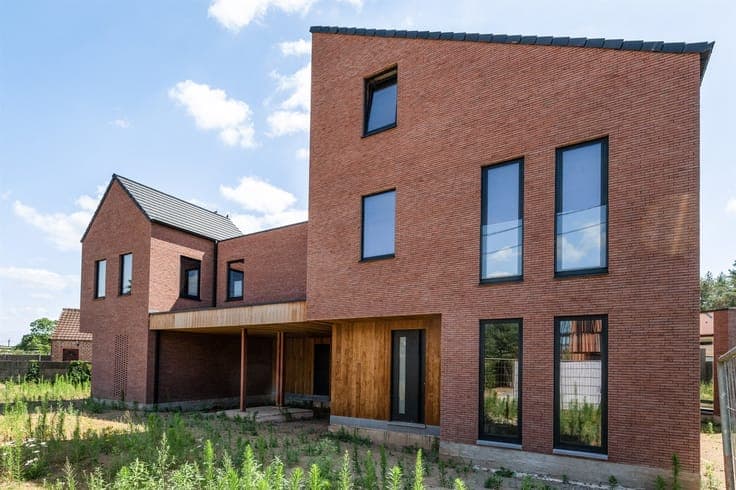 Energy-efficient, semi-detached homes
