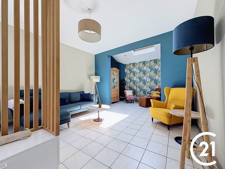 Charmante maison en pierres 2 façades avec jardin à Ciney