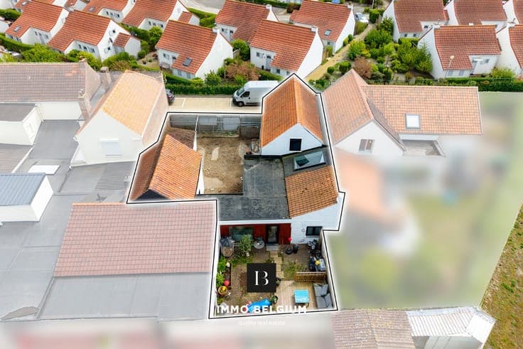 Renovated house near the beach of Vosseslag