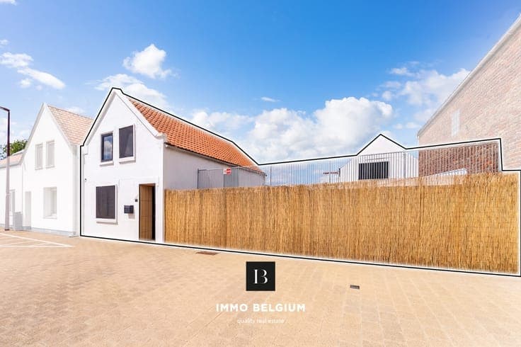 Renovated house near the beach of Vosseslag