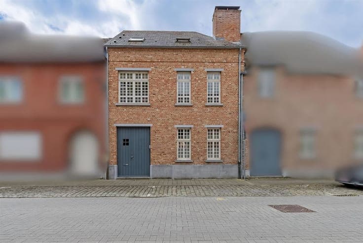 Karaktervol burgerhuis met 3 slaapkamers